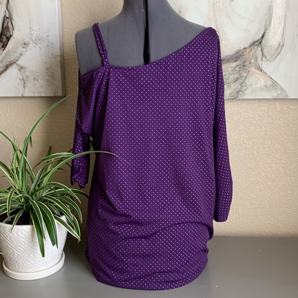 Torrid Purple & Gold Top with one open shoulder - Picture 4 of 5